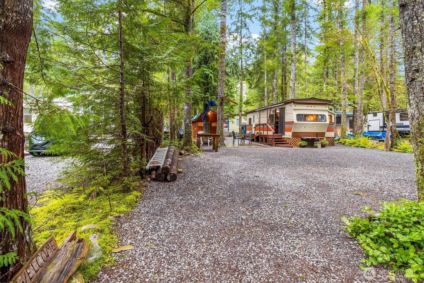 123 4 Drial Loop , Deming, WA 98244