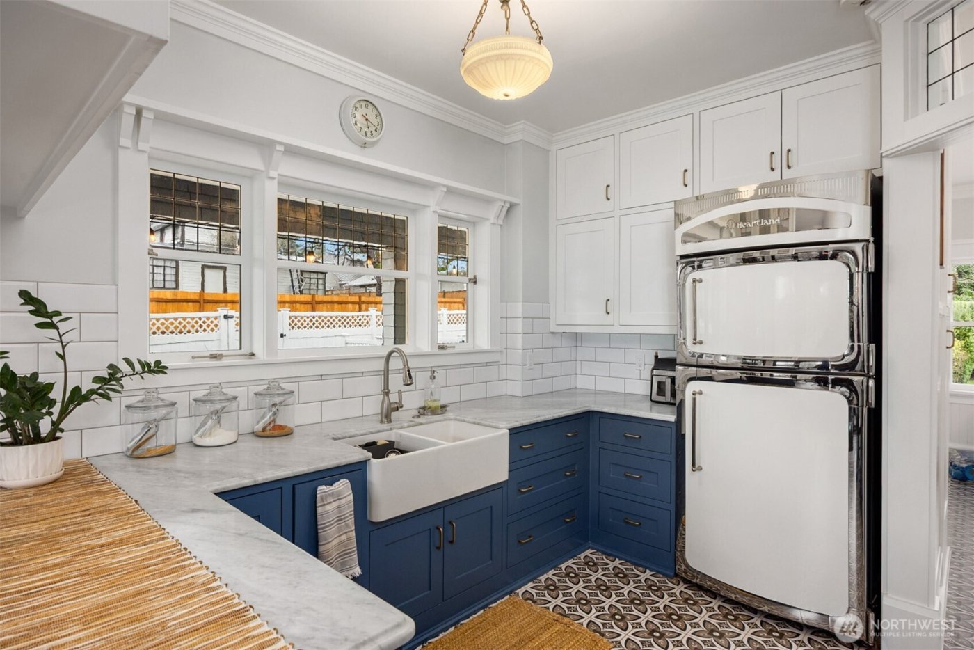 312 Avenue D , Snohomish, WA 98290