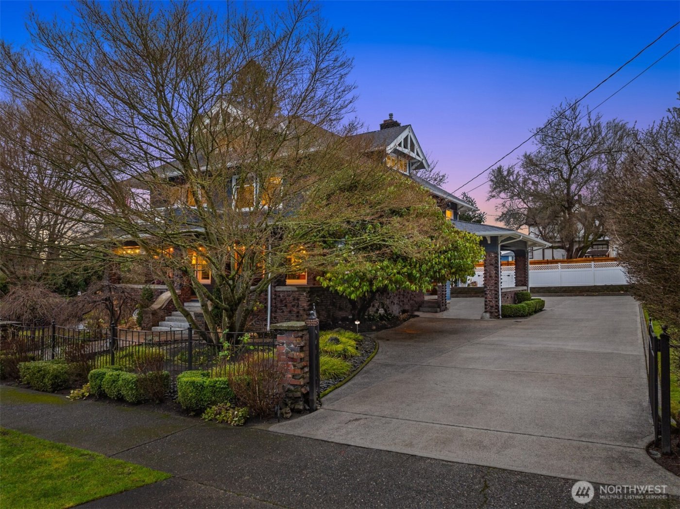 312 Avenue D , Snohomish, WA 98290