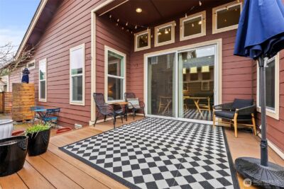 14317 Knoll Park Drive E, Bonney Lake, WA 98391 - Photo 11