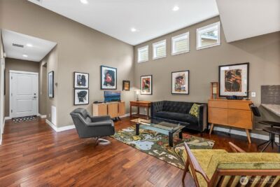 14317 Knoll Park Drive E, Bonney Lake, WA 98391 - Photo 3