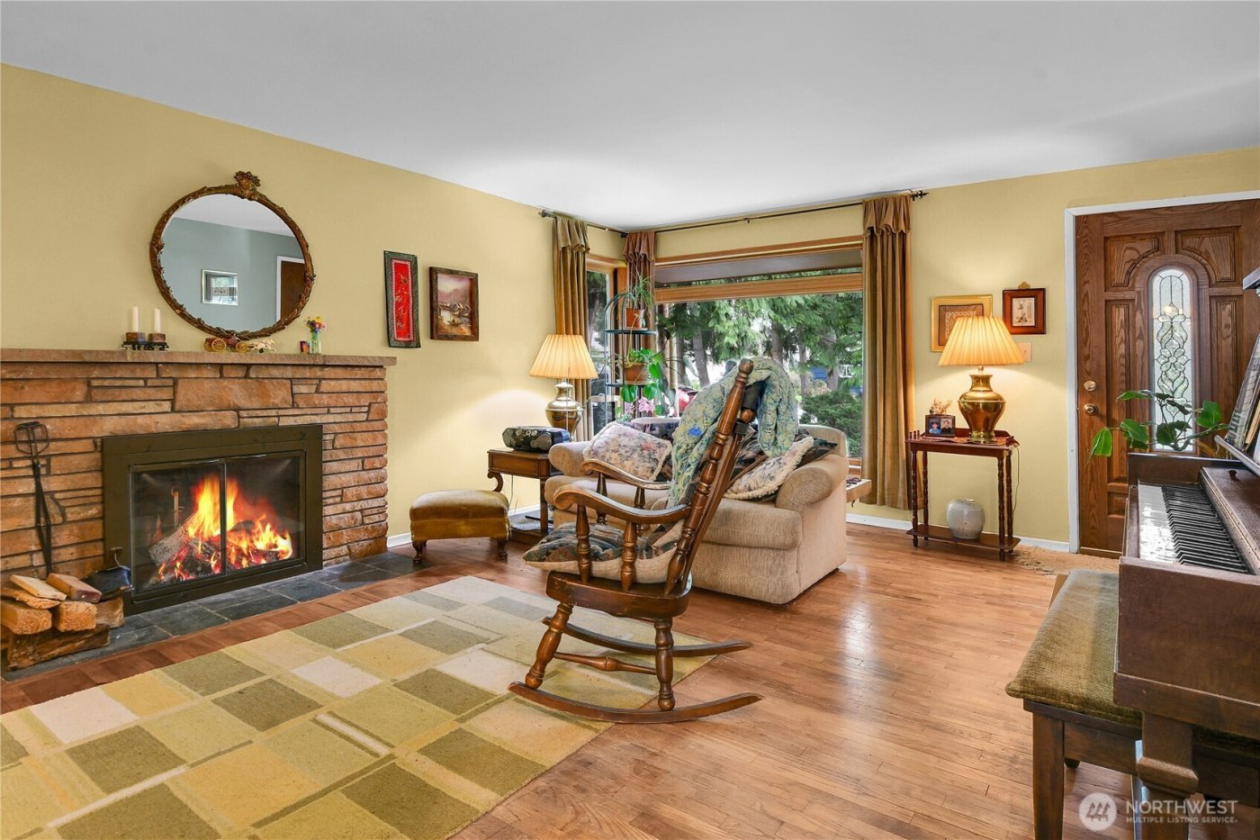 18703 50th Avenue NE, Lake Forest Park, WA 98155