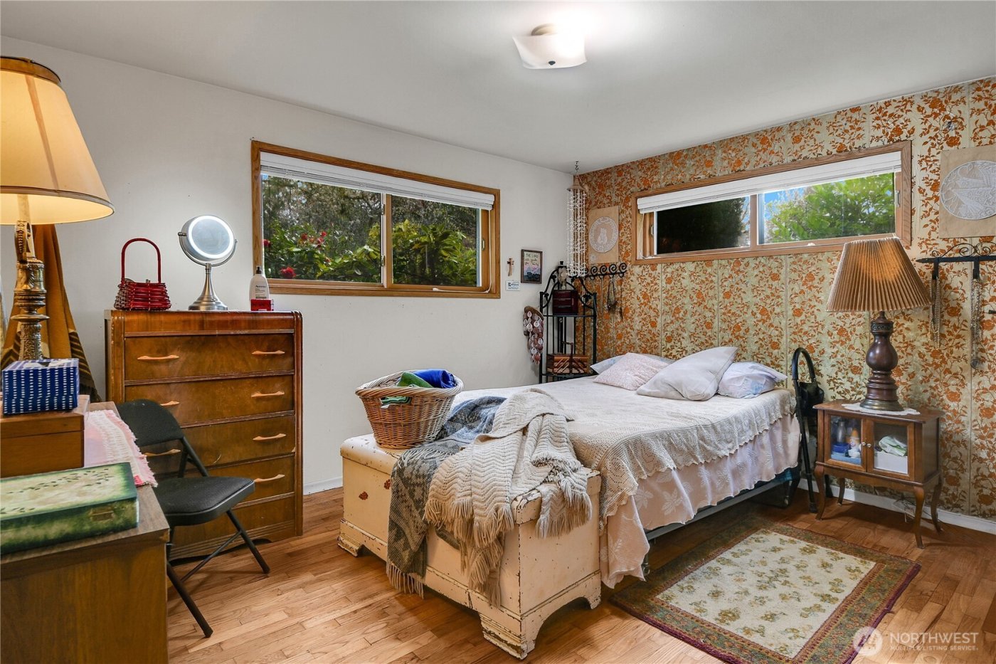 18703 50th Avenue NE, Lake Forest Park, WA 98155