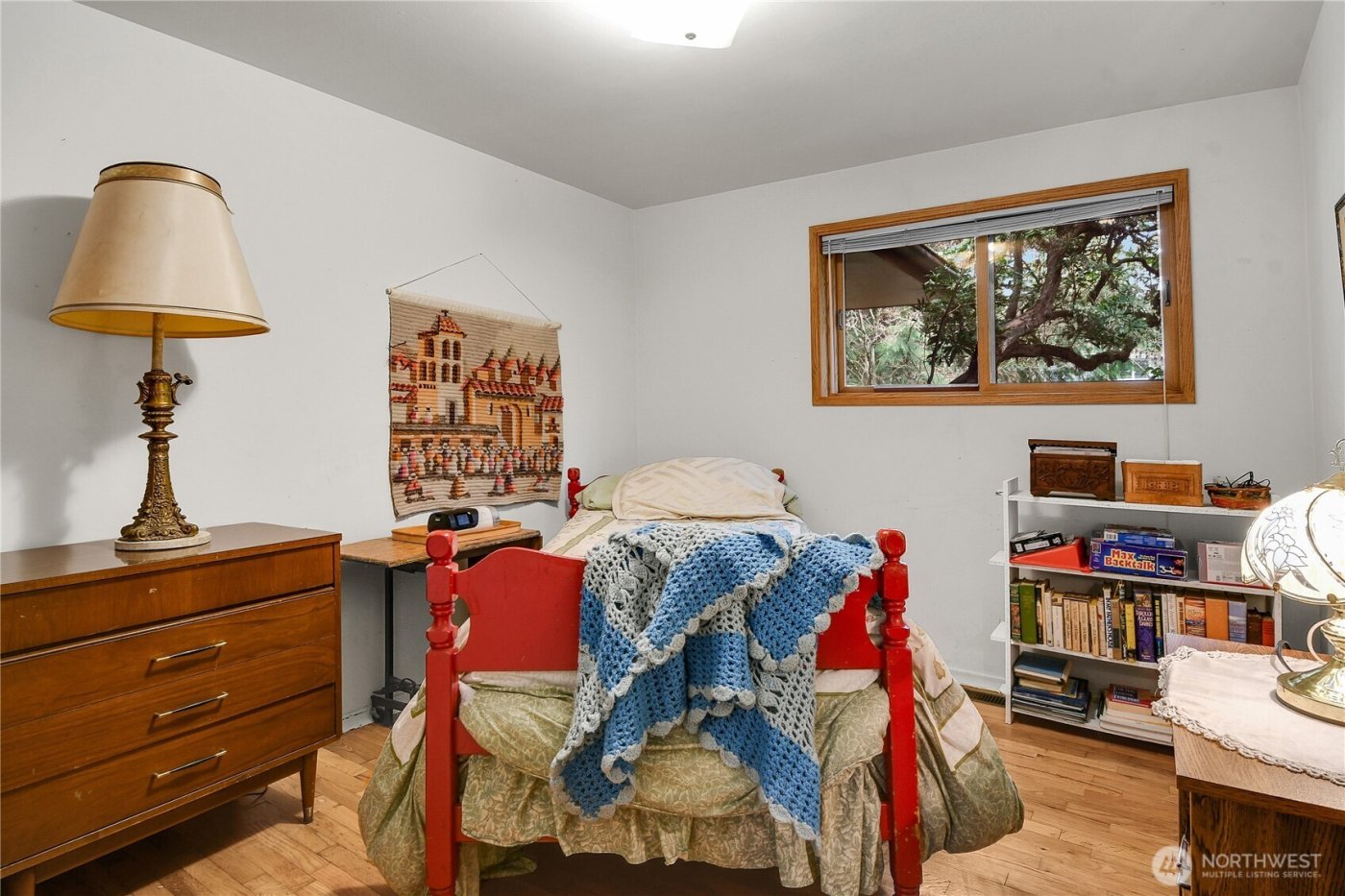 18703 50th Avenue NE, Lake Forest Park, WA 98155