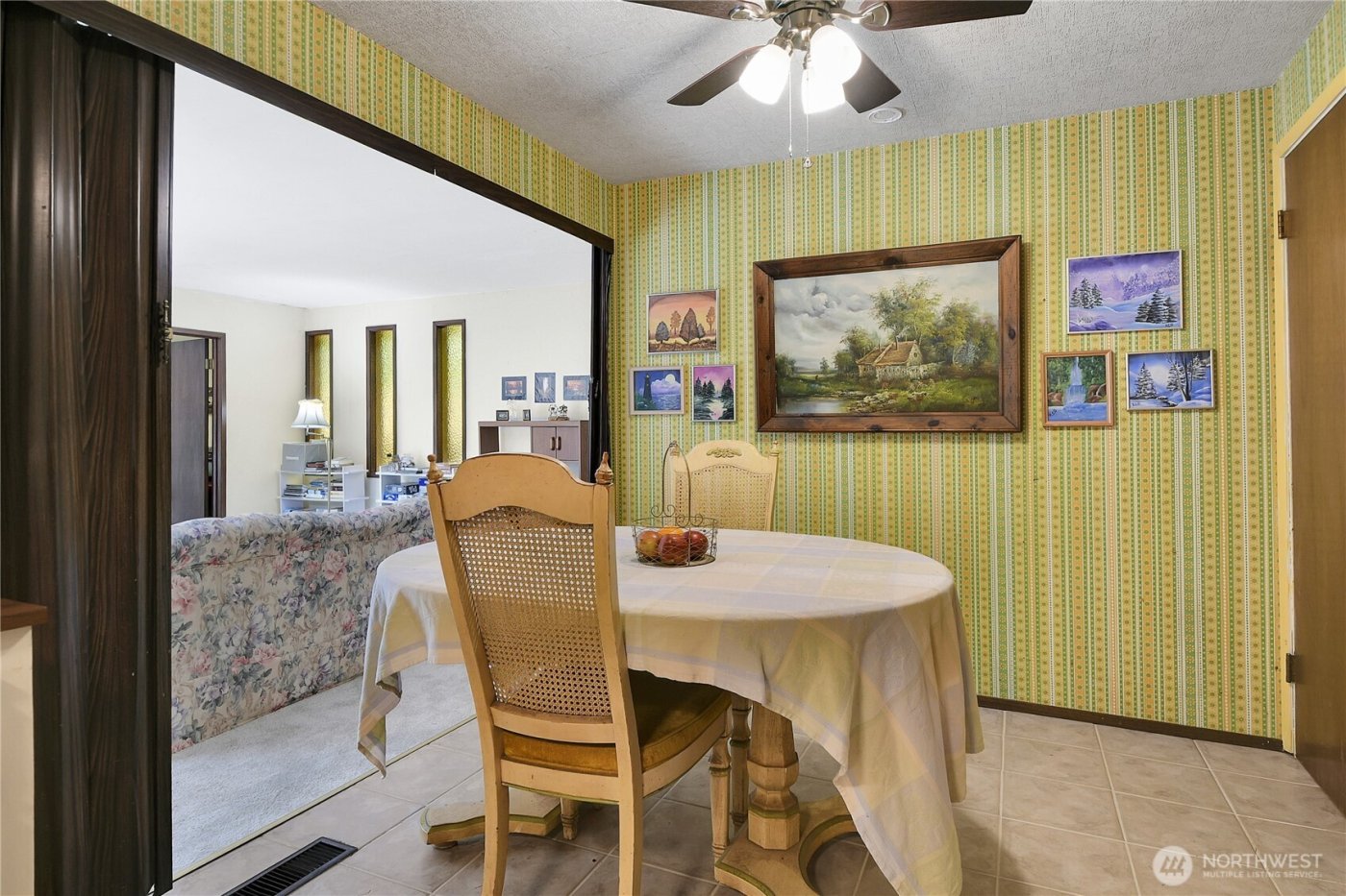 18703 50th Avenue NE, Lake Forest Park, WA 98155