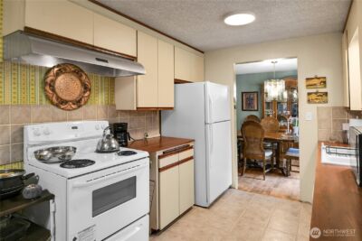 18703 50th Avenue NE, Lake Forest Park, WA 98155 - Photo 8