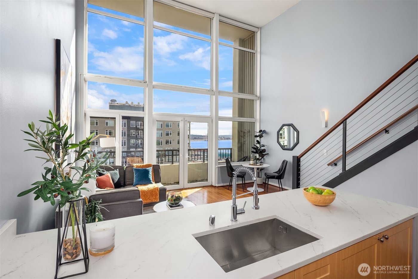 2717 Western Avenue #1120, Seattle, WA 98121