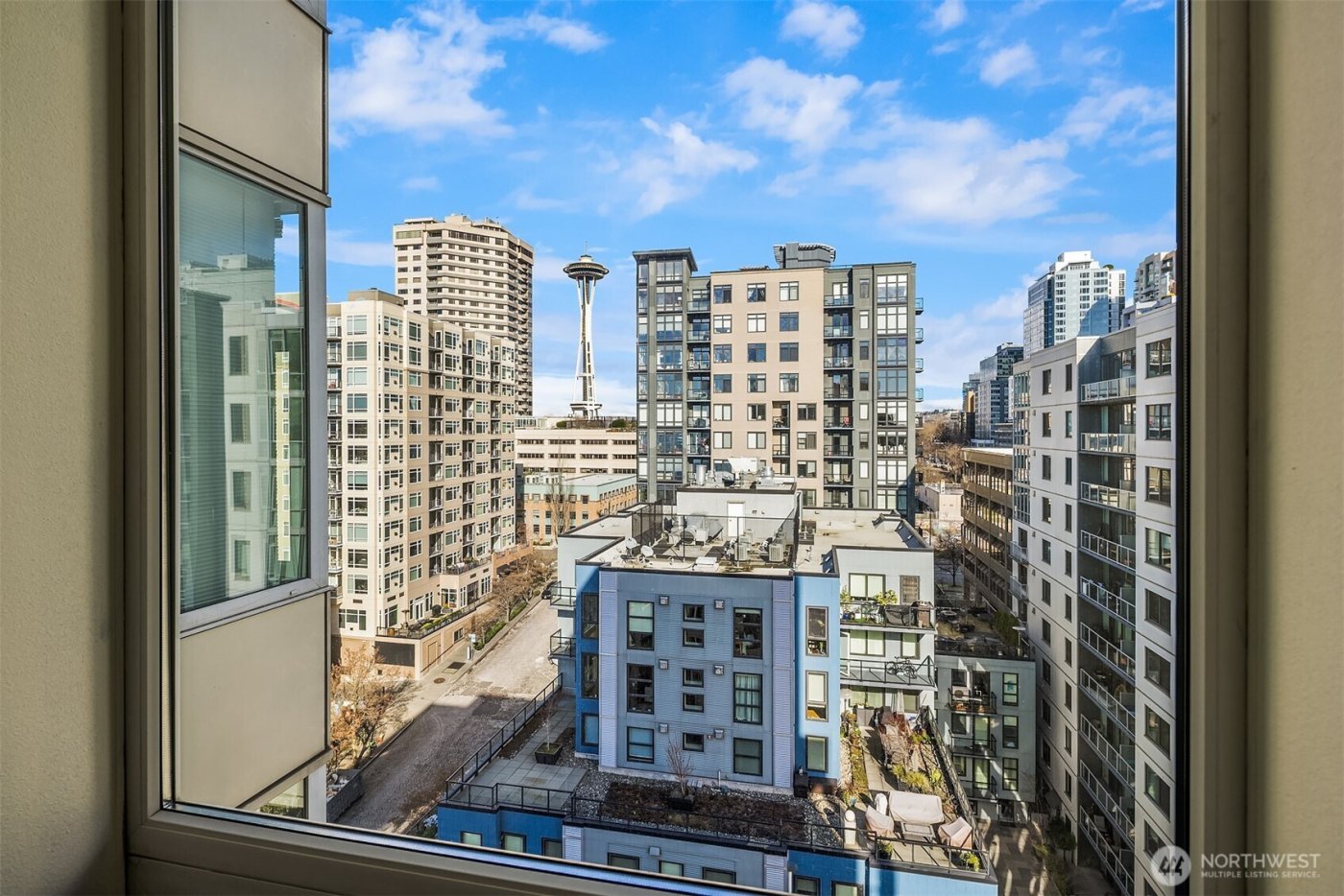 2717 Western Avenue #1120, Seattle, WA 98121