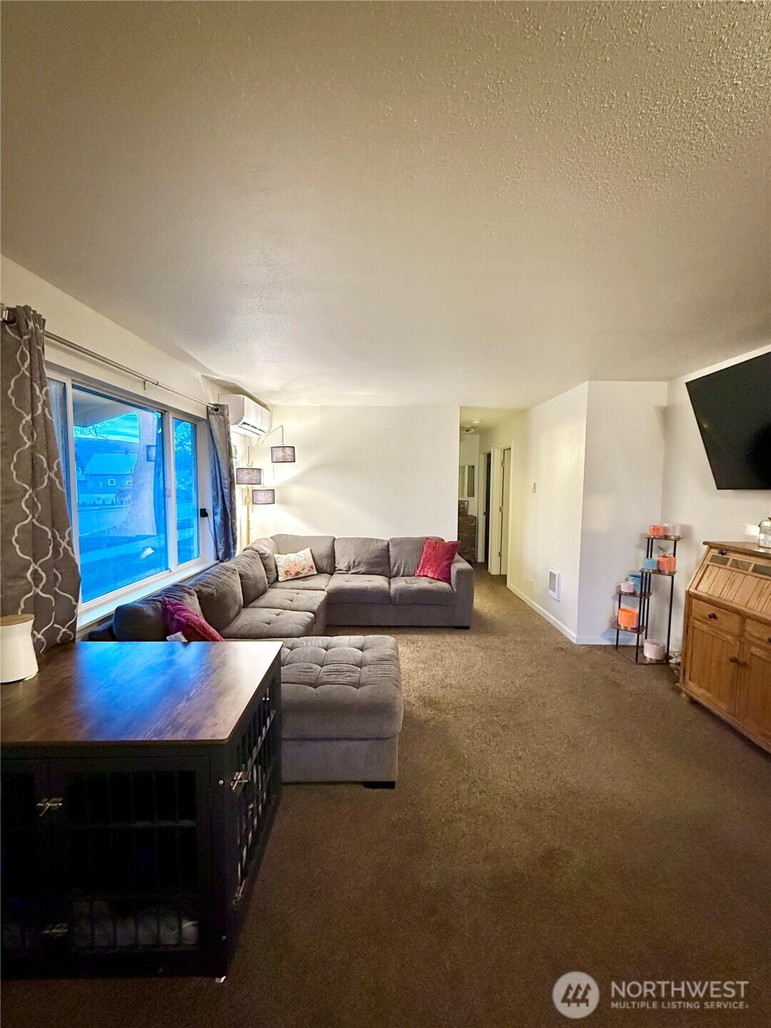 523 E Washington Avenue , Dayton, WA 99328