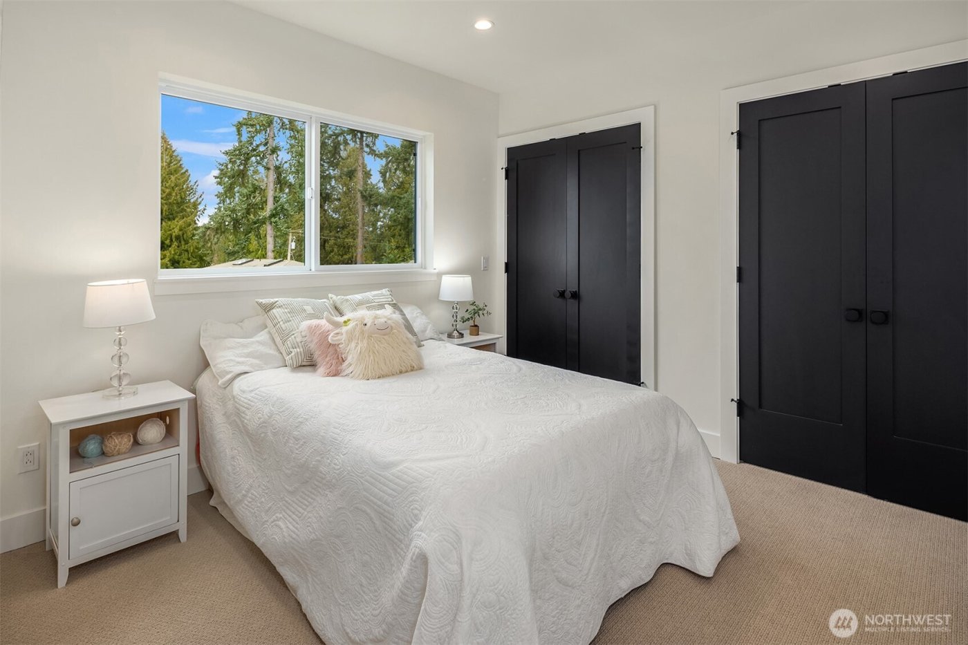 12226 NE 70th Street , Kirkland, WA 98033