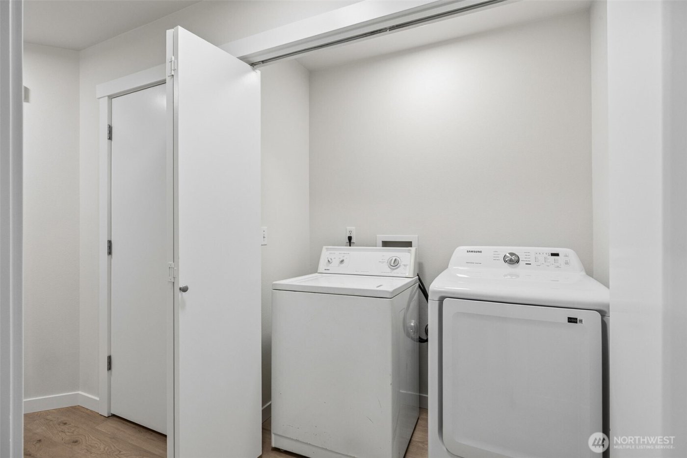 20009 40th Avenue E, Spanaway, WA 98387