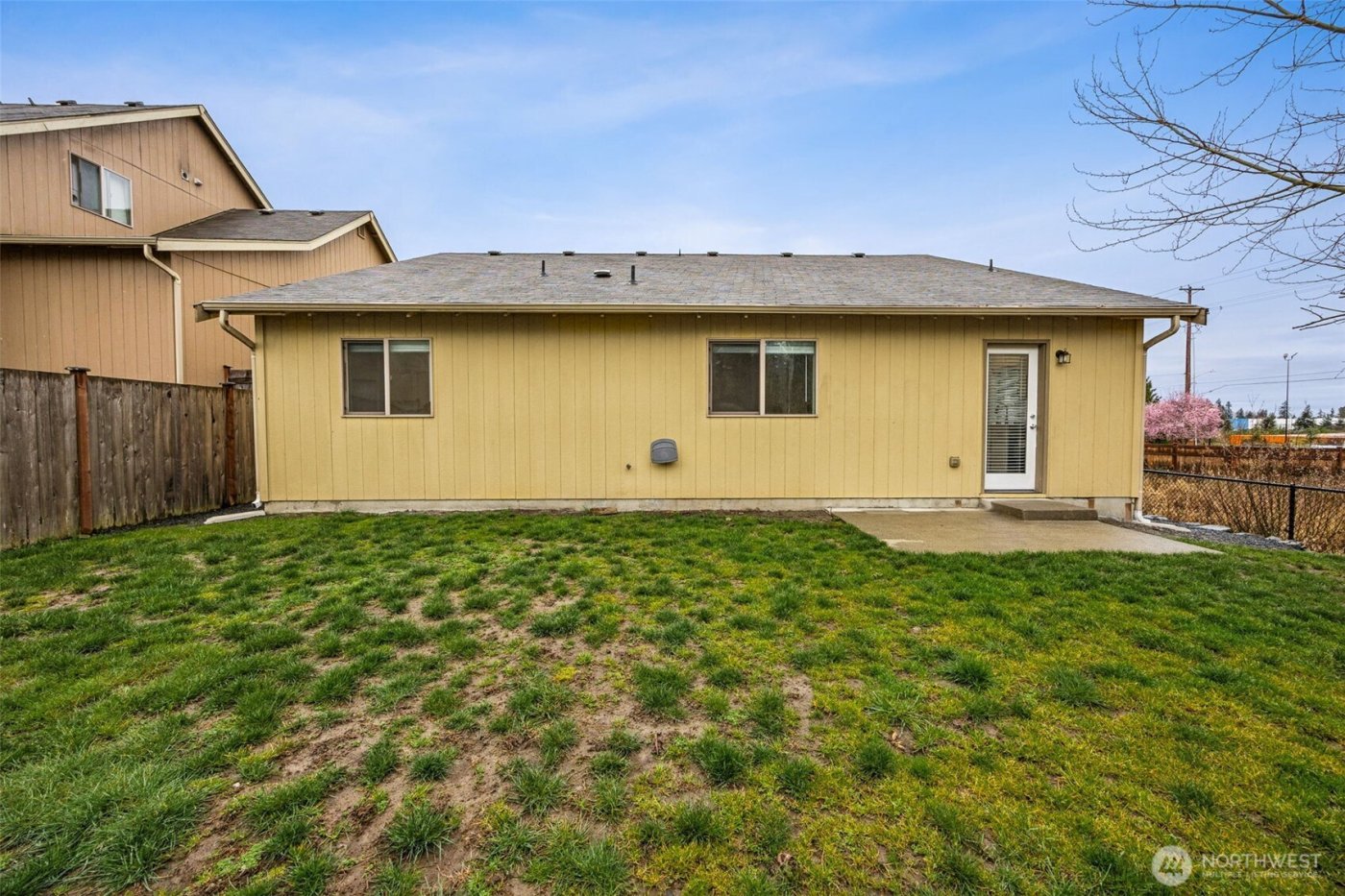 20009 40th Avenue E, Spanaway, WA 98387