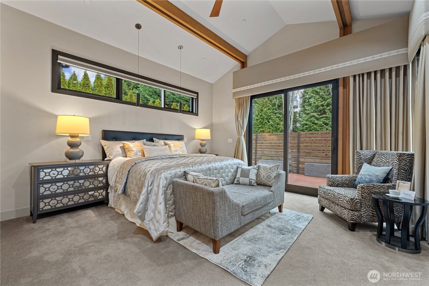 1014 Belfair Road , Bellevue, WA 98004