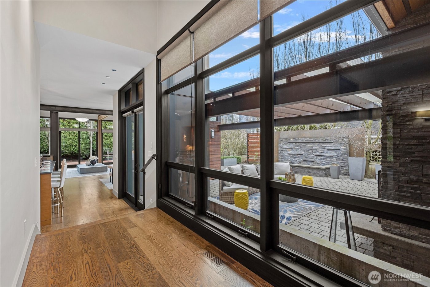 1014 Belfair Road , Bellevue, WA 98004