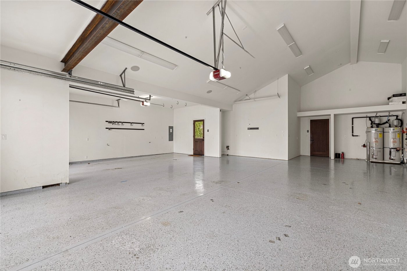 1014 Belfair Road , Bellevue, WA 98004