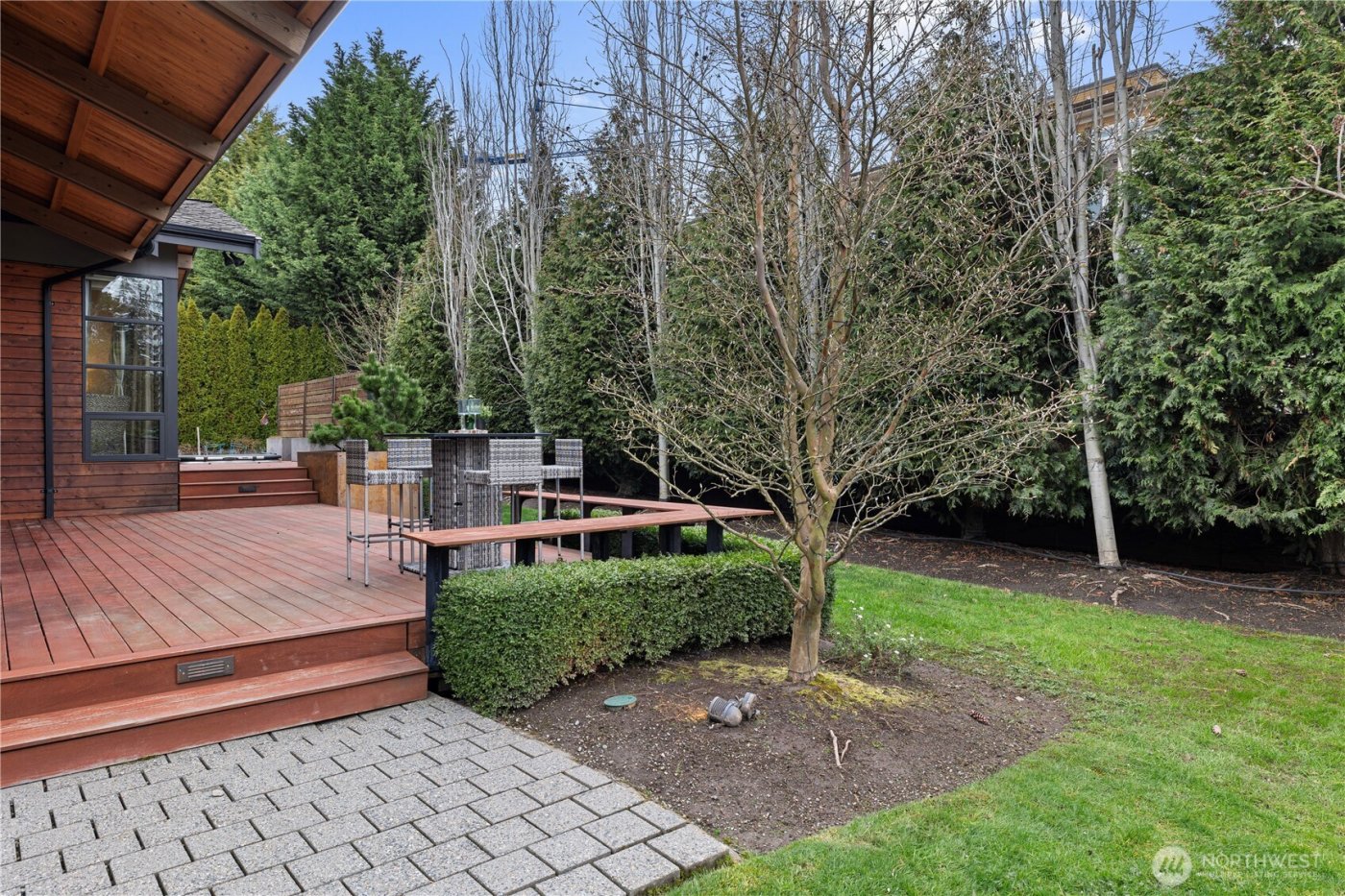 1014 Belfair Road , Bellevue, WA 98004
