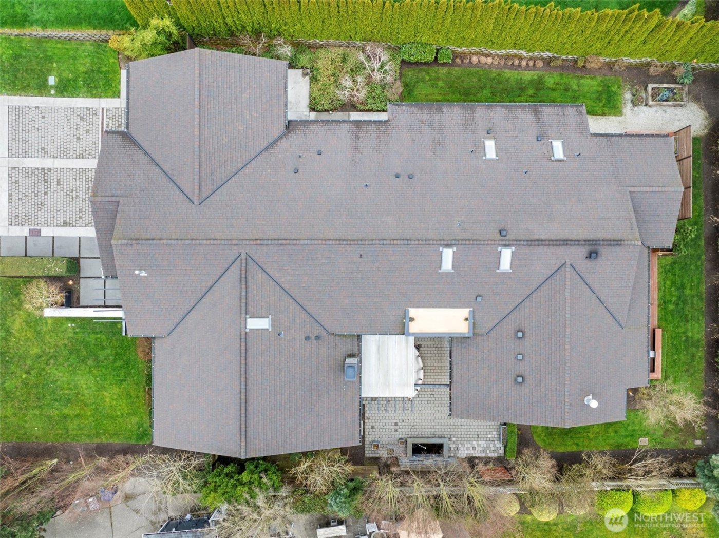 1014 Belfair Road , Bellevue, WA 98004