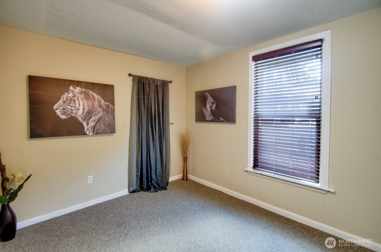 1422 Brawne Avenue NW, Olympia, WA 98502