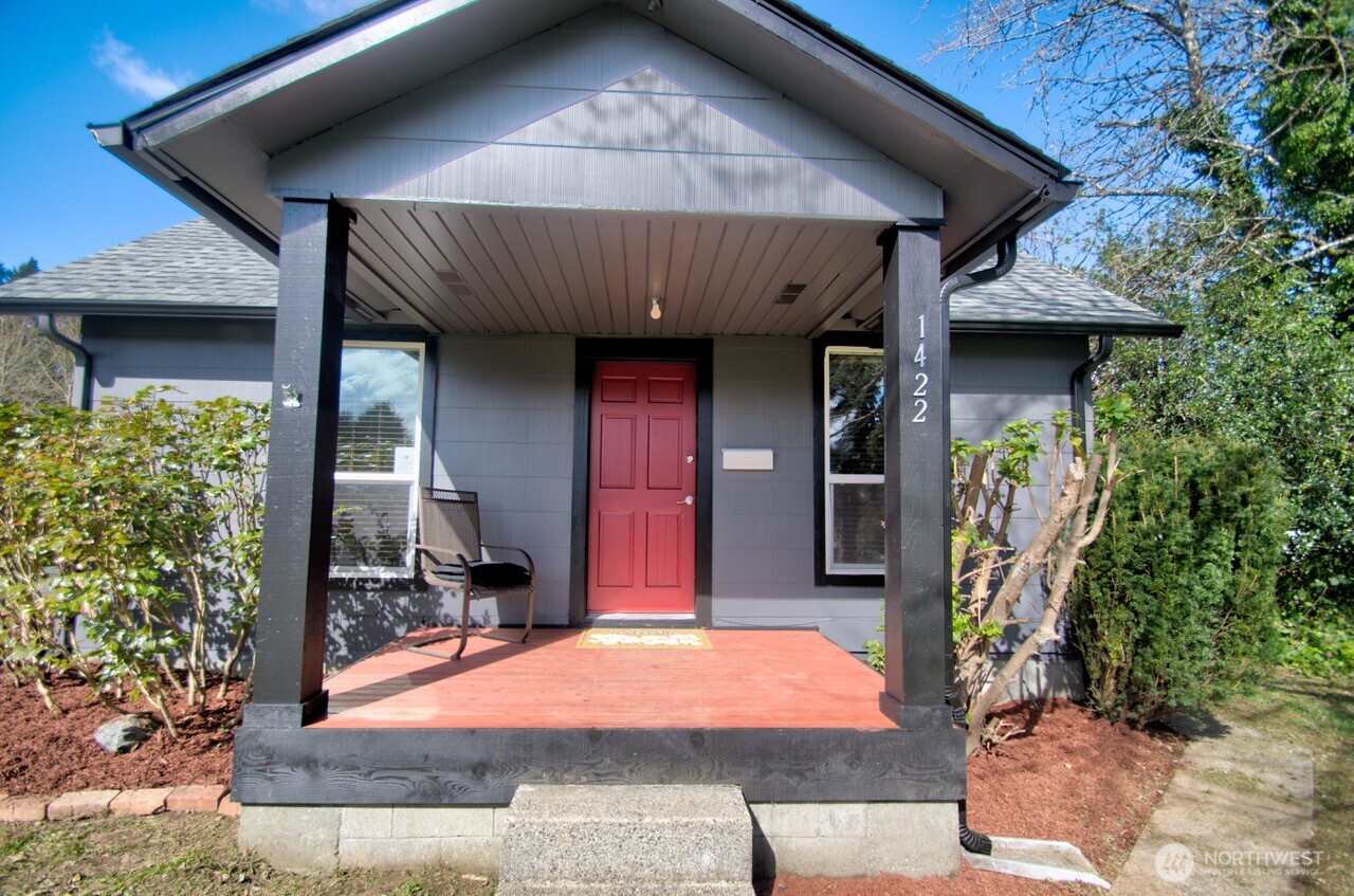 1422 Brawne Avenue NW, Olympia, WA 98502