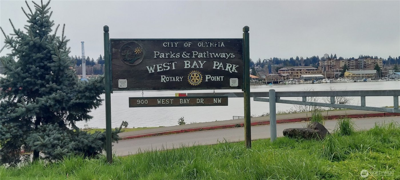 1422 Brawne Avenue NW, Olympia, WA 98502