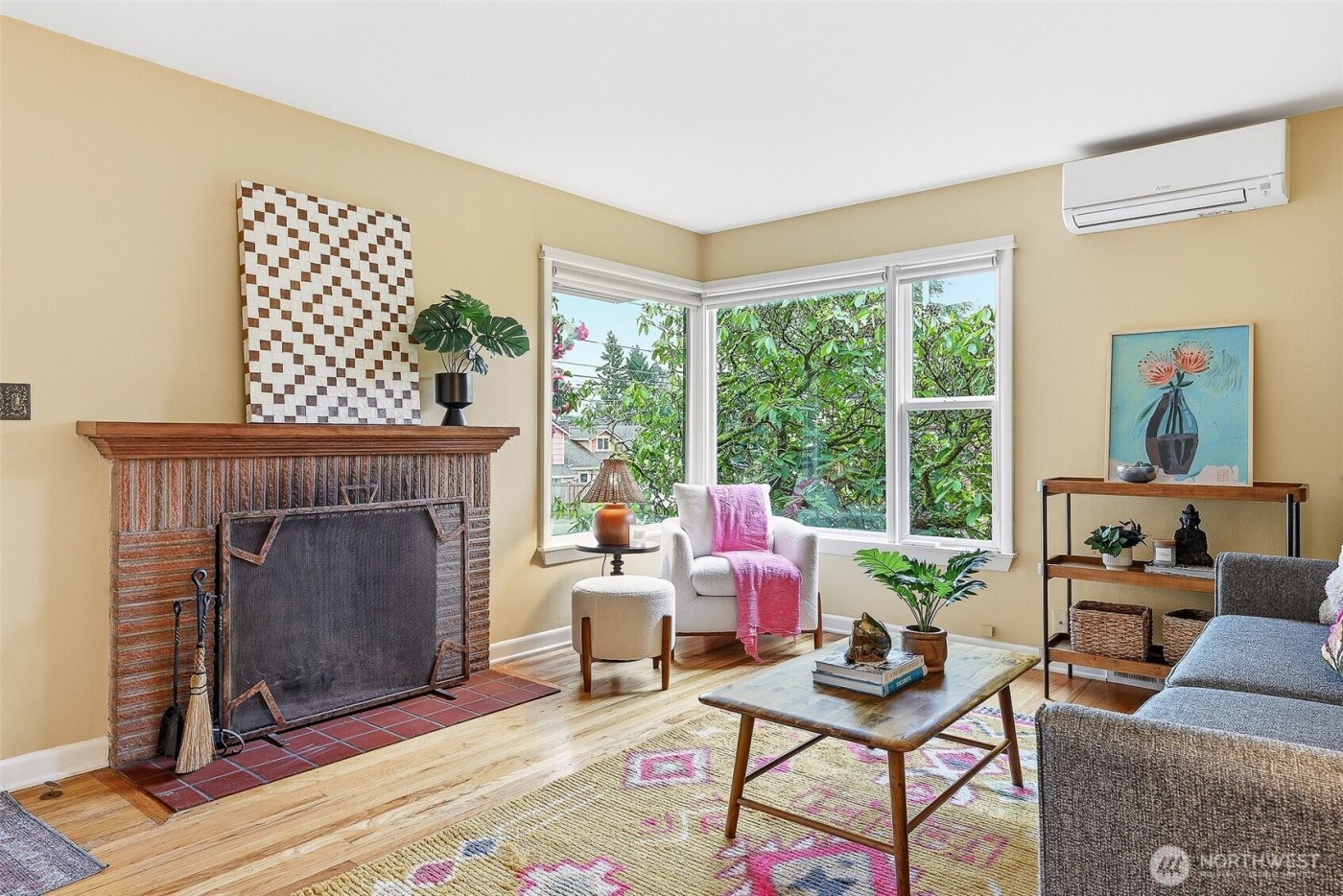 11249 Fremont Avenue N, Seattle, WA 98133