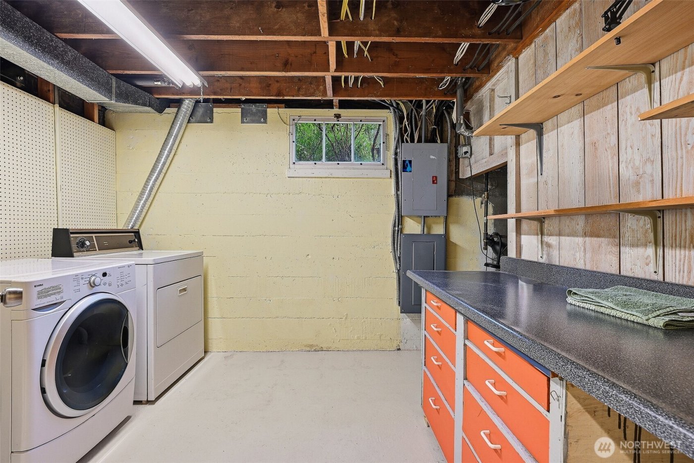 11249 Fremont Avenue N, Seattle, WA 98133