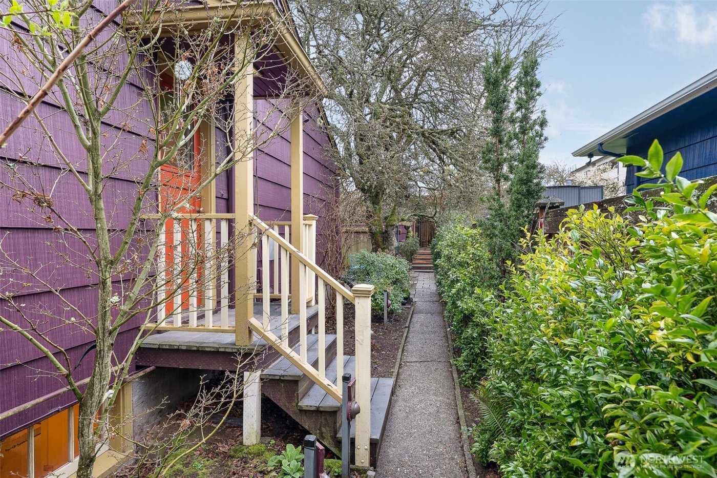 11249 Fremont Avenue N, Seattle, WA 98133