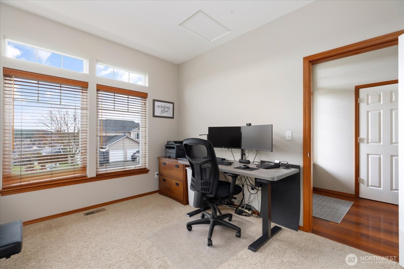 1676 SW Ulysses Street , Oak Harbor, WA 98277