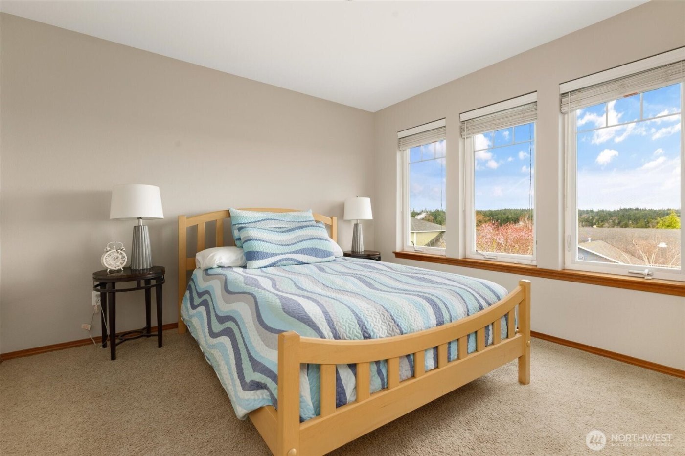 1676 SW Ulysses Street , Oak Harbor, WA 98277