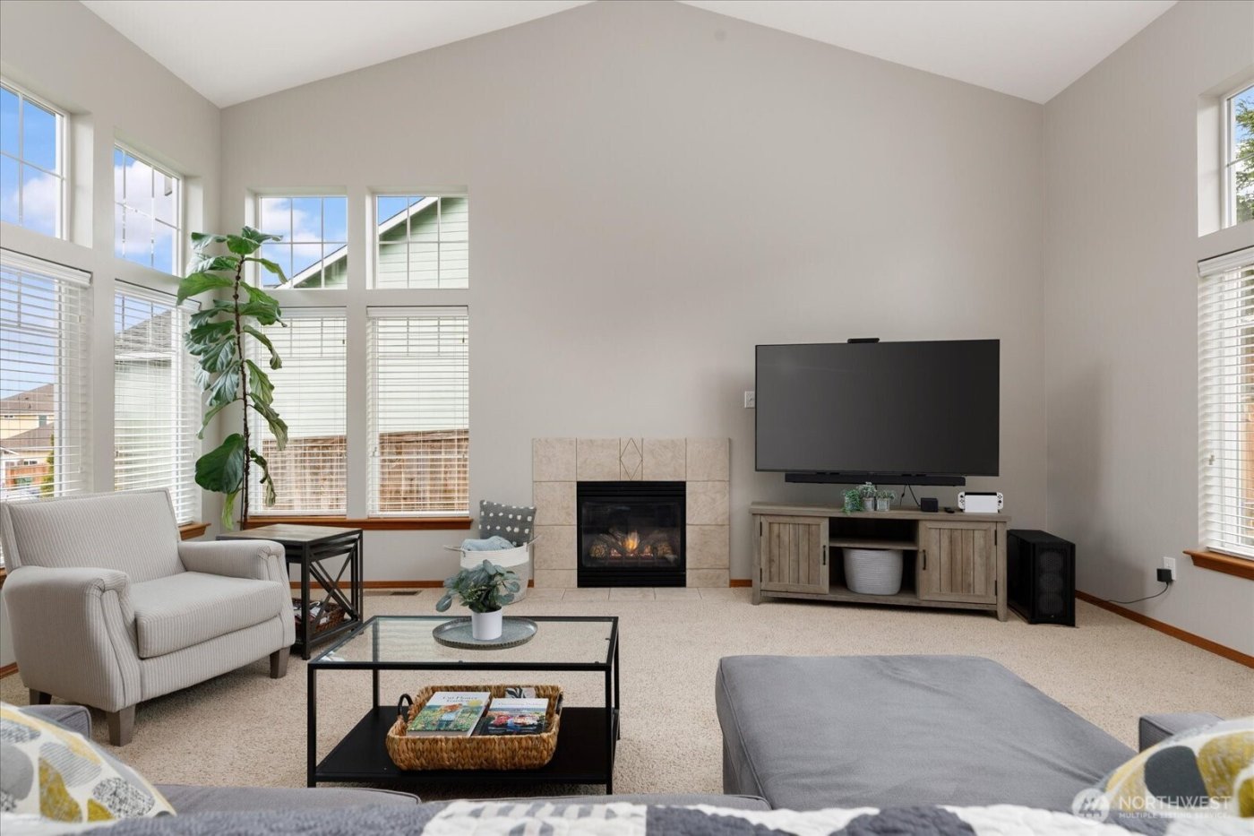 1676 SW Ulysses Street , Oak Harbor, WA 98277