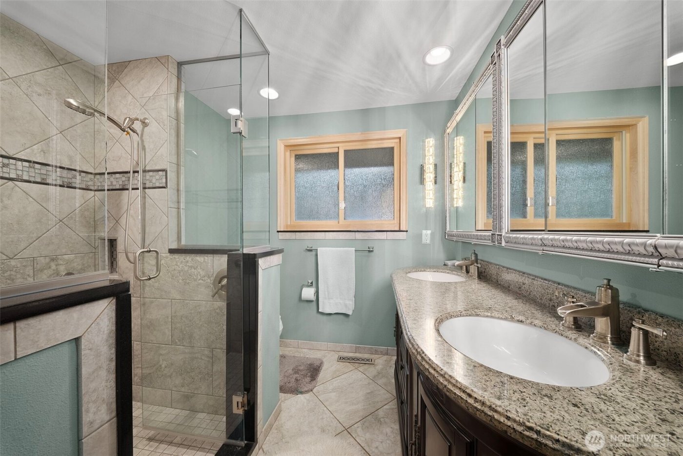 3321 Cooks Hill Rd , Centralia, WA 98531