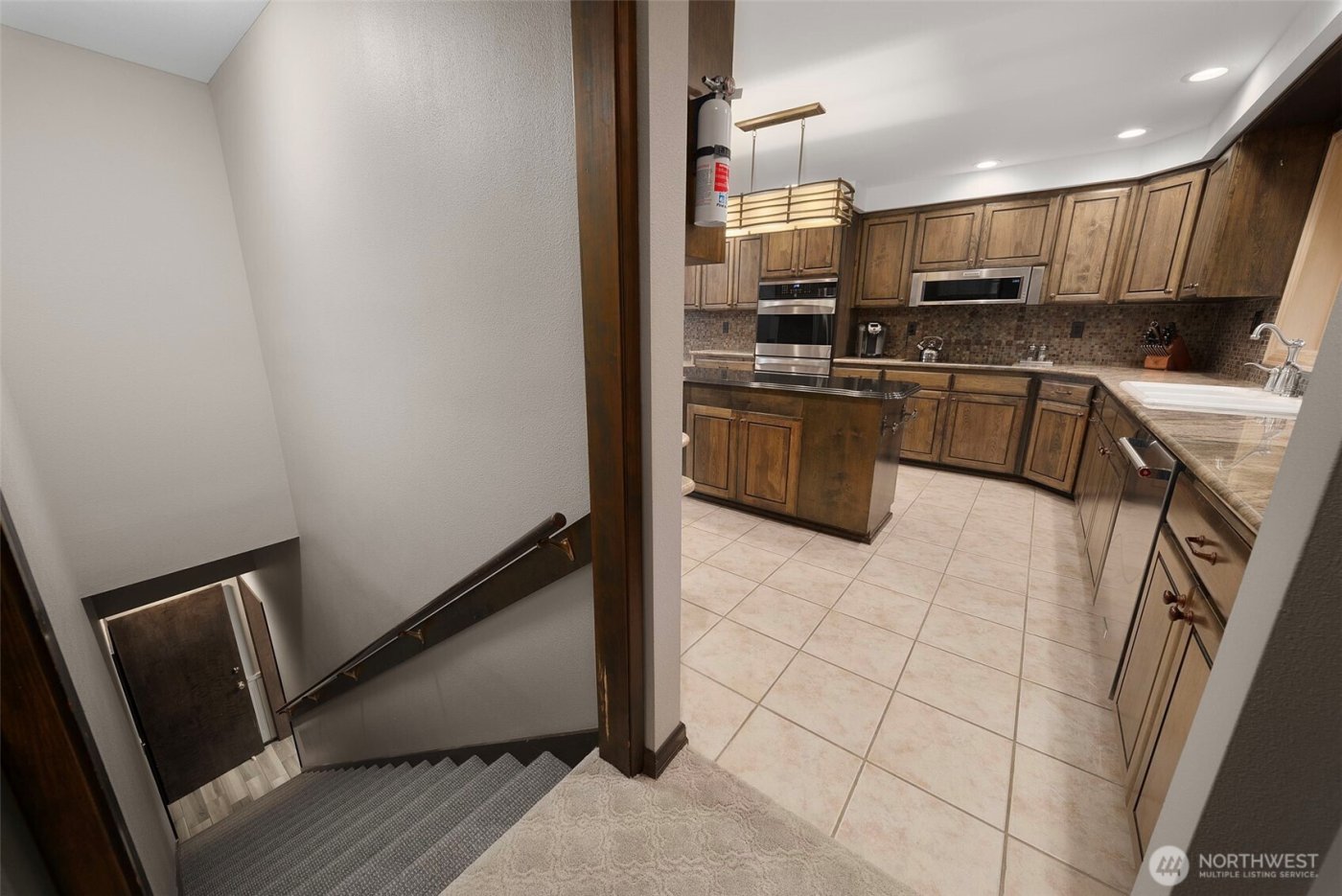 3321 Cooks Hill Rd , Centralia, WA 98531