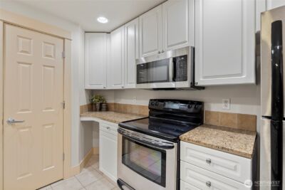 1419 Digby #207, Mount Vernon, WA 98274 - Photo 7