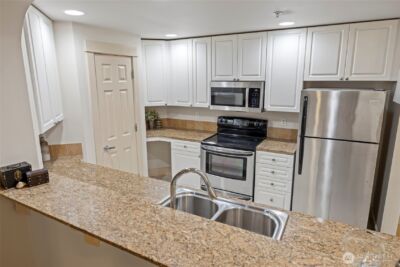 1419 Digby #207, Mount Vernon, WA 98274 - Photo 9