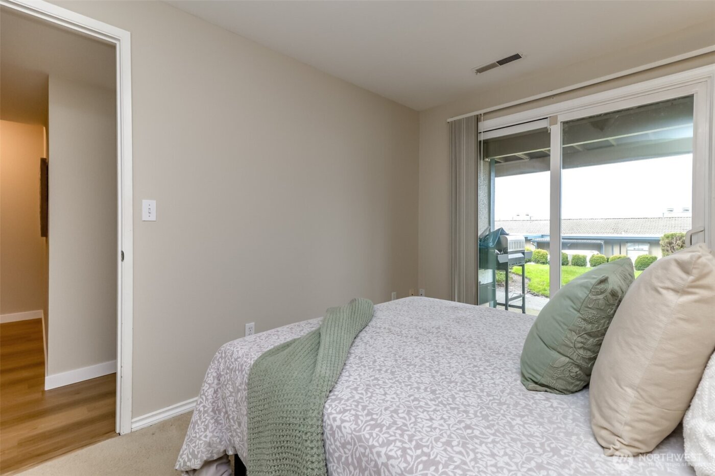 112 19th Avenue SE #3, Puyallup, WA 98372