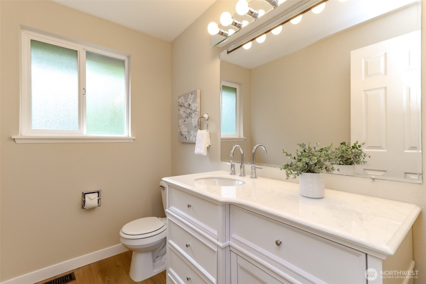 112 19th Avenue E #3, Puyallup, WA 98372