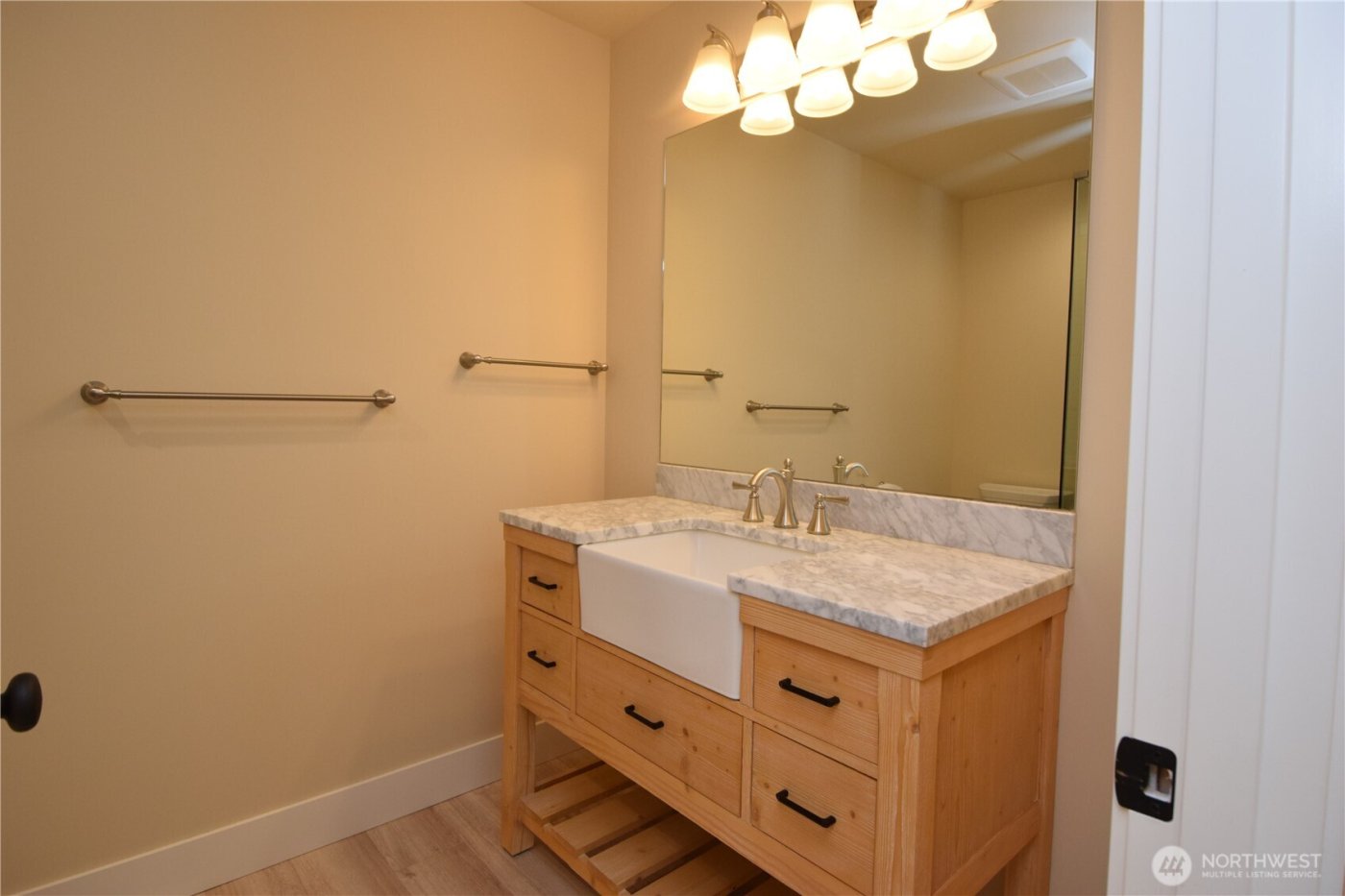 15915 Nesika Bay Road NE, Poulsbo, WA 98370