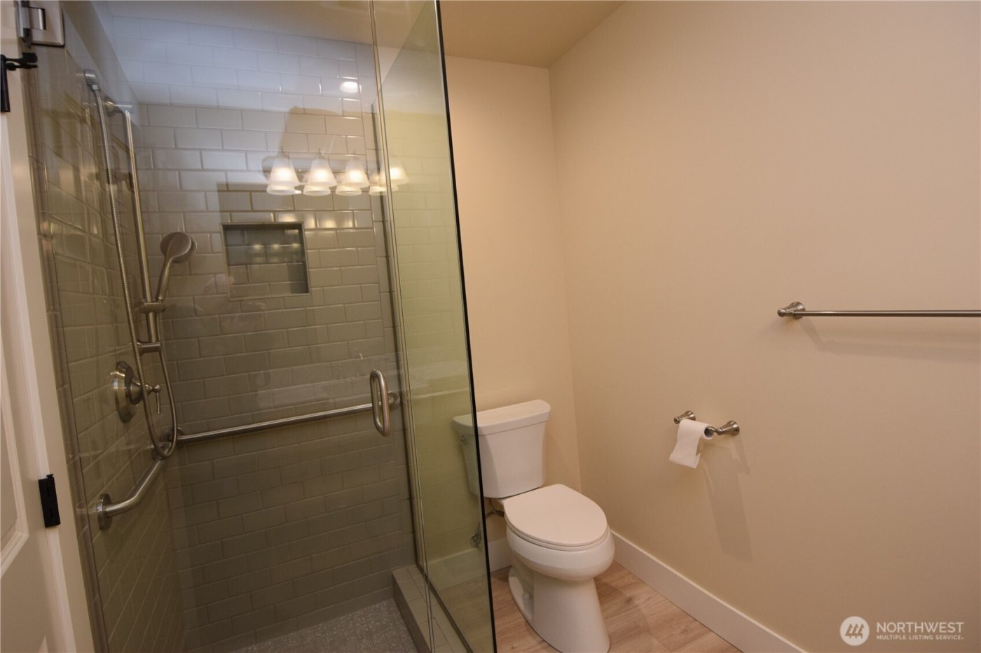 15915 Nesika Bay Road NE, Poulsbo, WA 98370