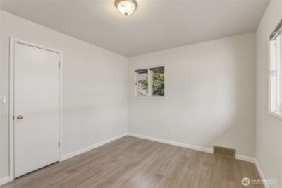 1530 Eastmont Avenue , East Wenatchee, WA 98802 - Photo 12