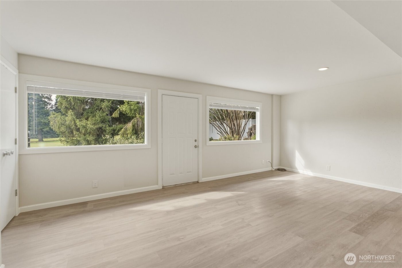 1530 Eastmont Avenue , East Wenatchee, WA 98802