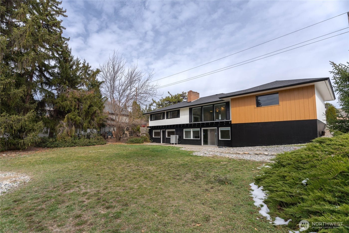 1530 Eastmont Avenue , East Wenatchee, WA 98802