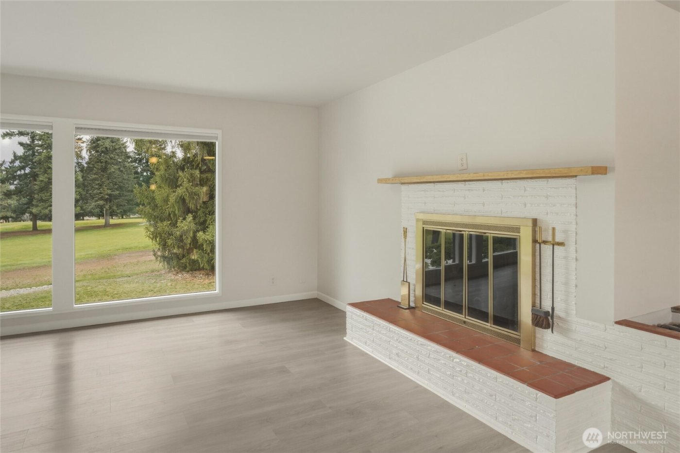 1530 Eastmont Avenue , East Wenatchee, WA 98802