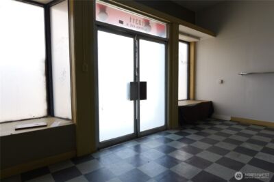 10311 Aurora Avenue N, Seattle, WA 98133 - Photo 6