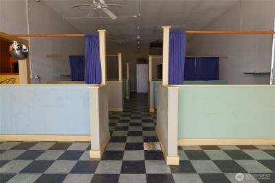 10311 Aurora Avenue N, Seattle, WA 98133 - Photo 7