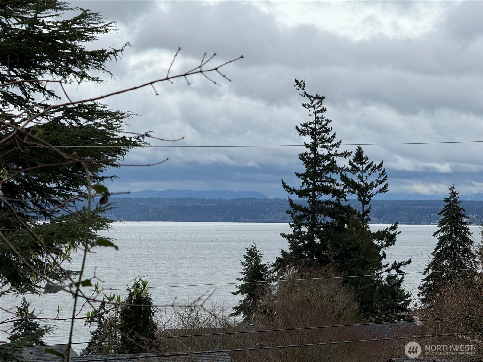 1256 Mount Baker Avenue , Camano Island, WA 98282