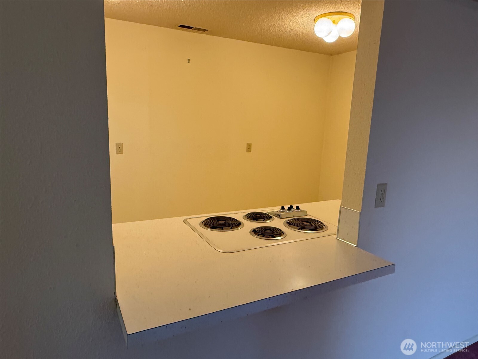 1256 Mount Baker Avenue , Camano Island, WA 98282