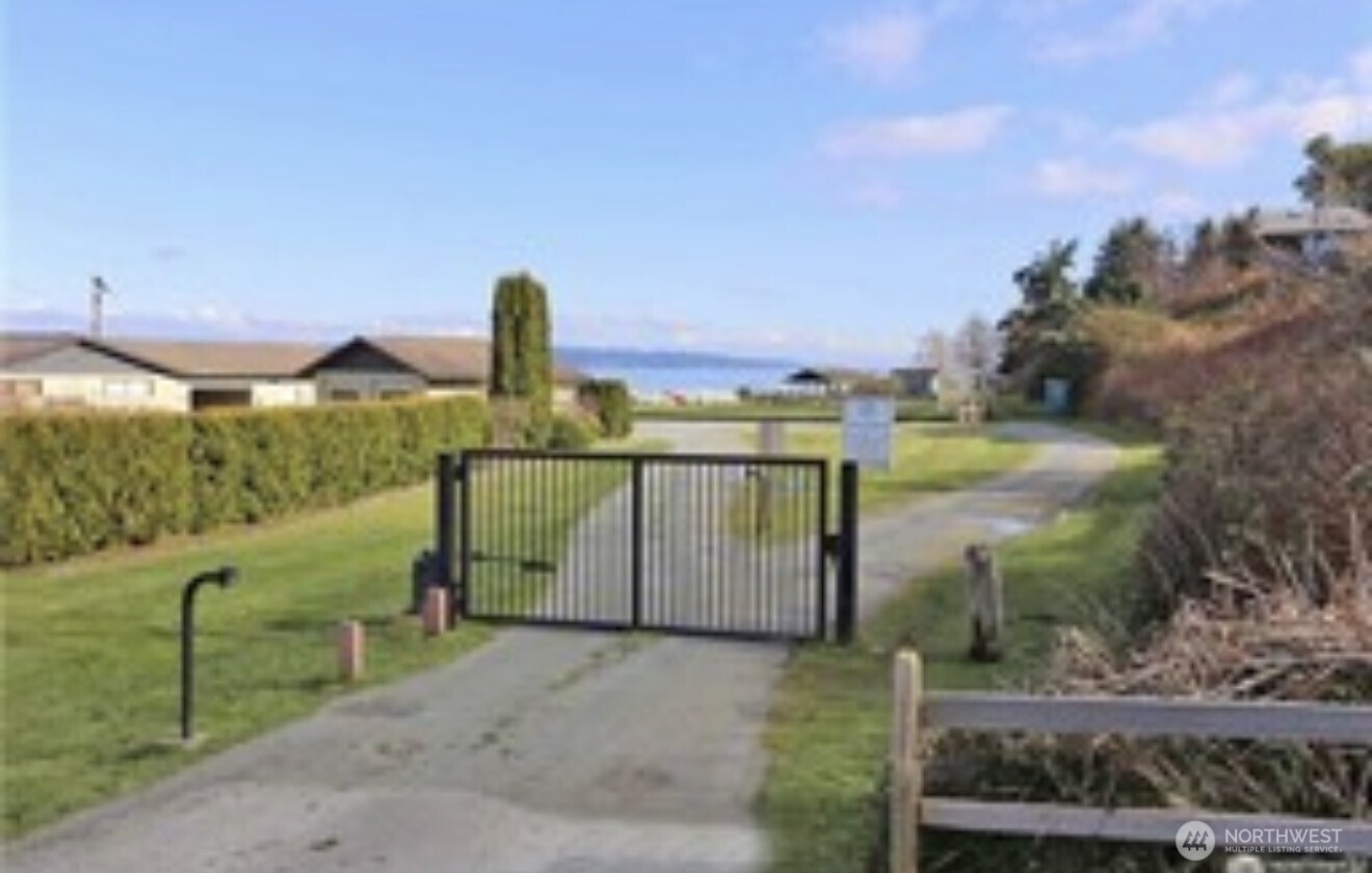 1256 Mount Baker Avenue , Camano Island, WA 98282