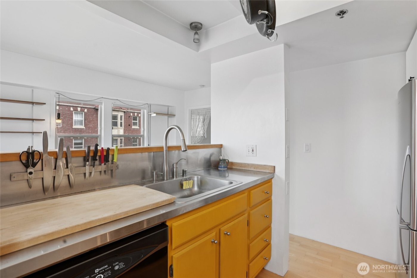 505 E Denny Way #301, Seattle, WA 98122