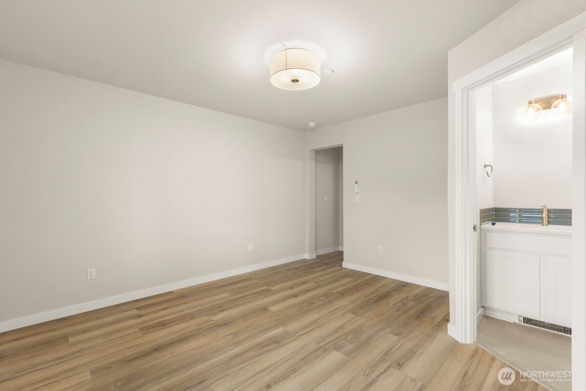 16823 Alder Way #G6, Lynnwood, WA 98037