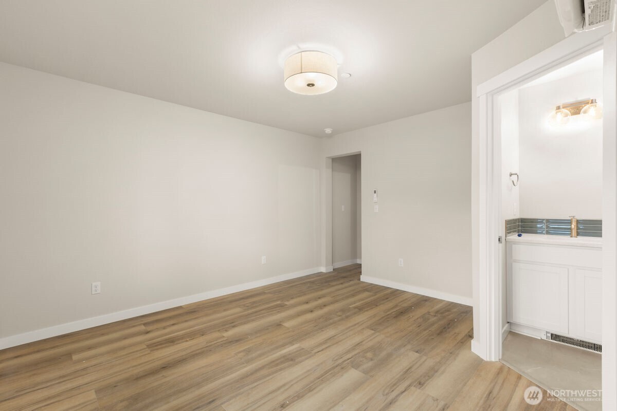 16823 Alder Way #G4, Lynnwood, WA 98037